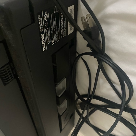 Full functioning printer. Wireless or US option - Picture 3 of 3